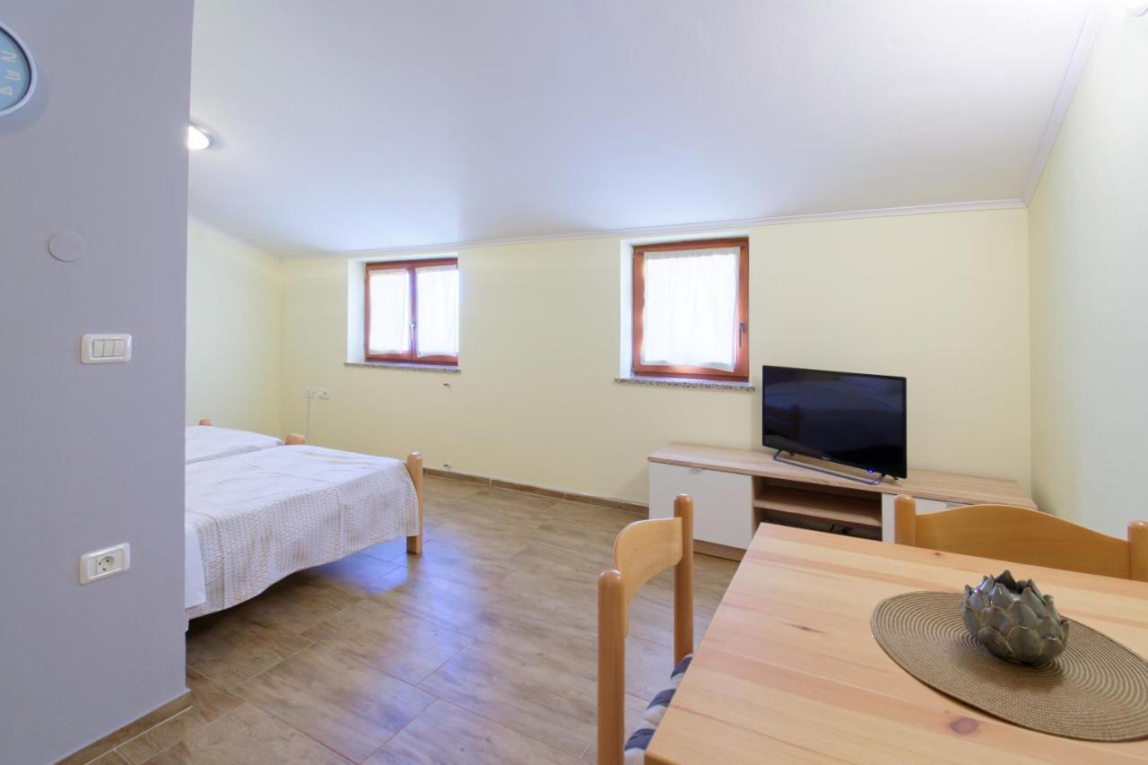 Apartments Belvedere By Rent Istria Plovanija Esterno foto