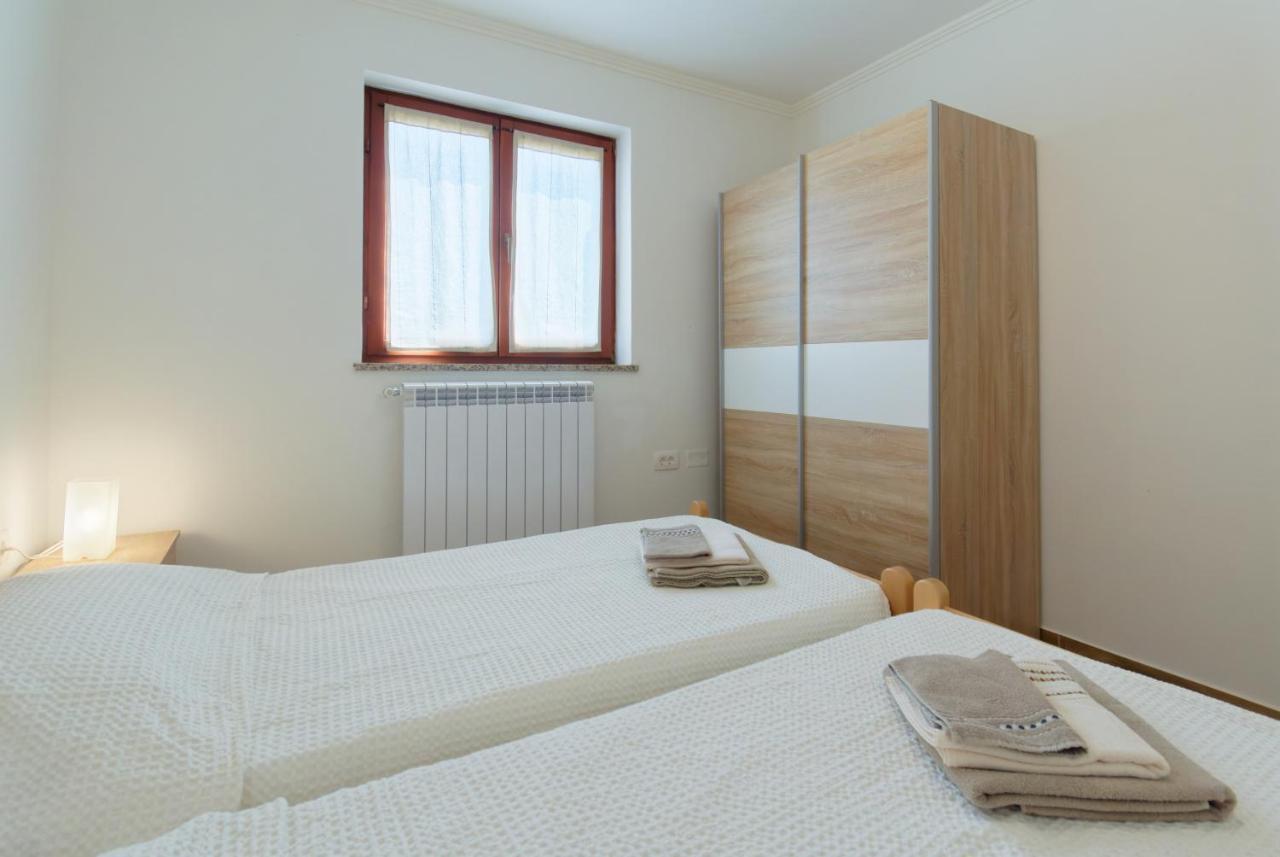 Apartments Belvedere By Rent Istria Plovanija Esterno foto