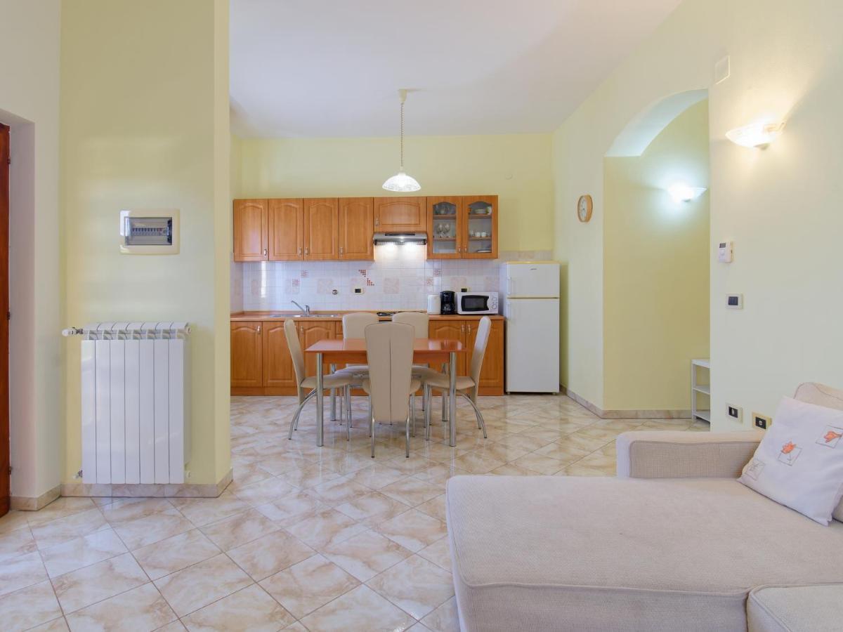 Apartments Belvedere By Rent Istria Plovanija Esterno foto